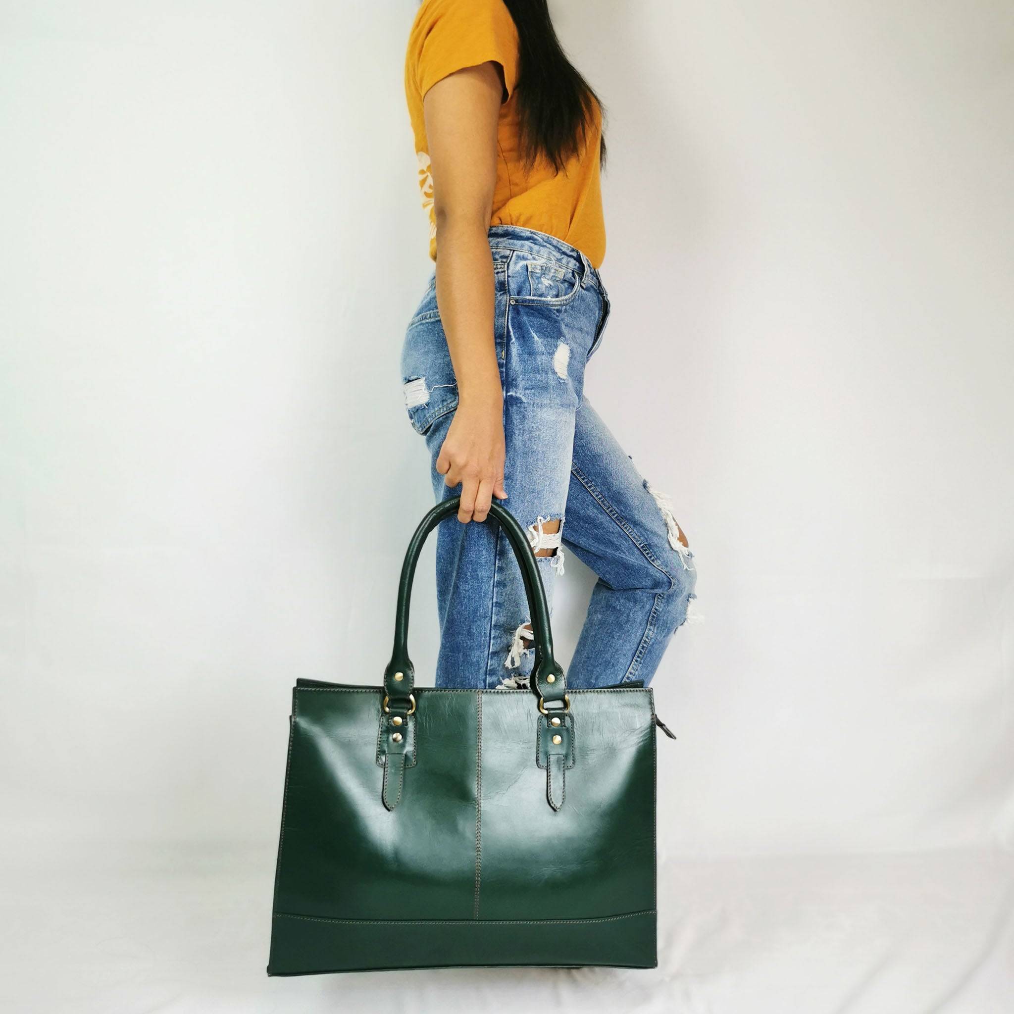 The Signature 17" Bag, Bottle Green-2