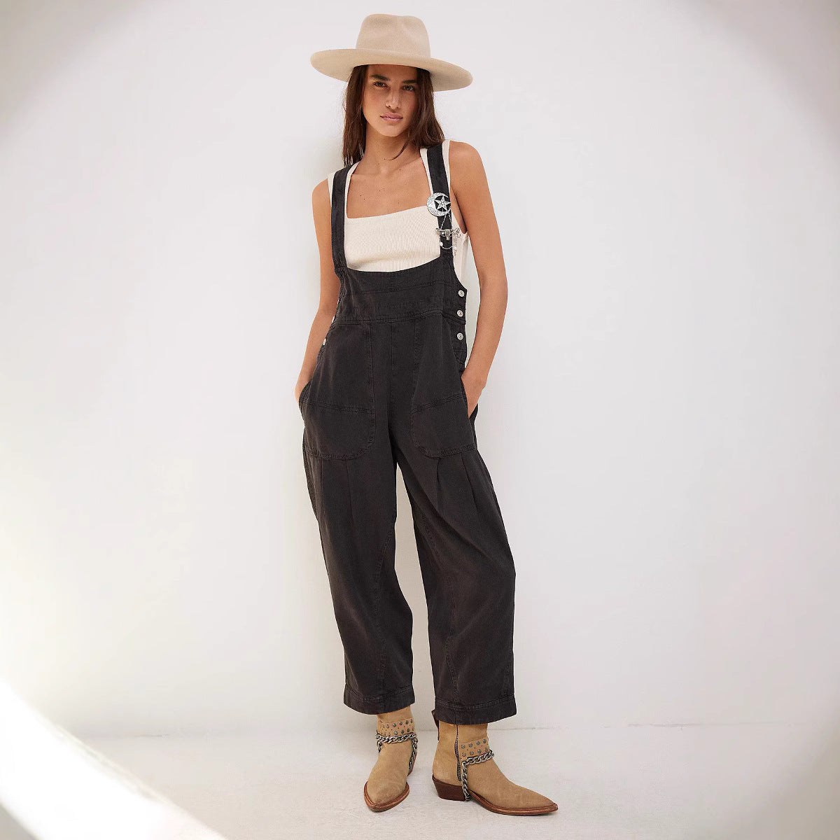 Sleeveless Denim Suspender Pants